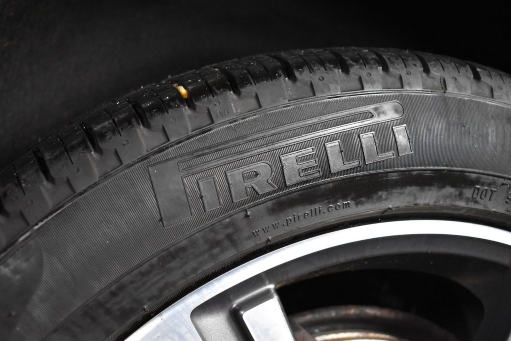 Used Volvo XC70 2014 for sale - 76740450: Photo 8