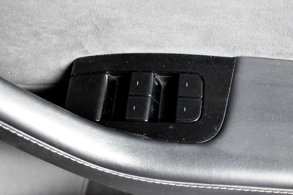 Used Tesla Model 3 2019 for sale - 76235375: Photo 20