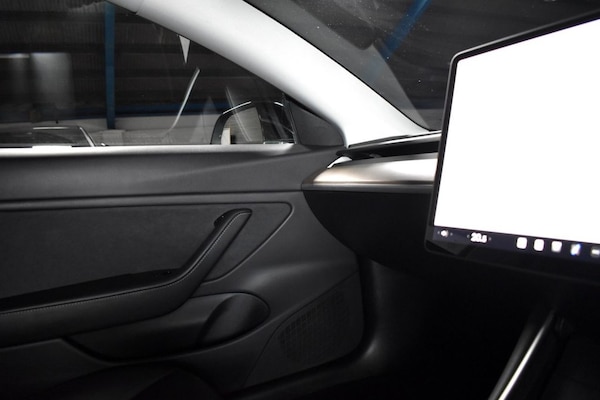 Used Tesla Model 3 2019 for sale - 76235375: Photo 29