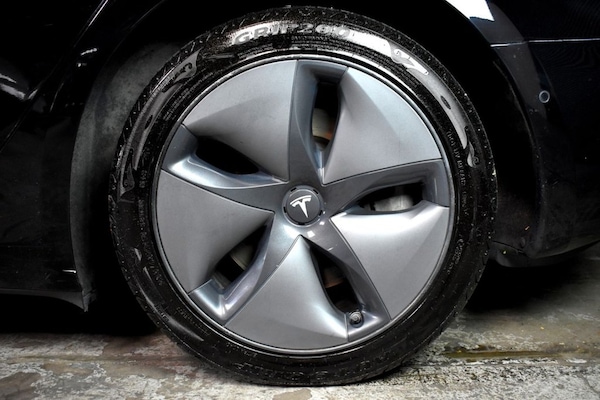 Used Tesla Model 3 2019 for sale - 76235375: Photo 33