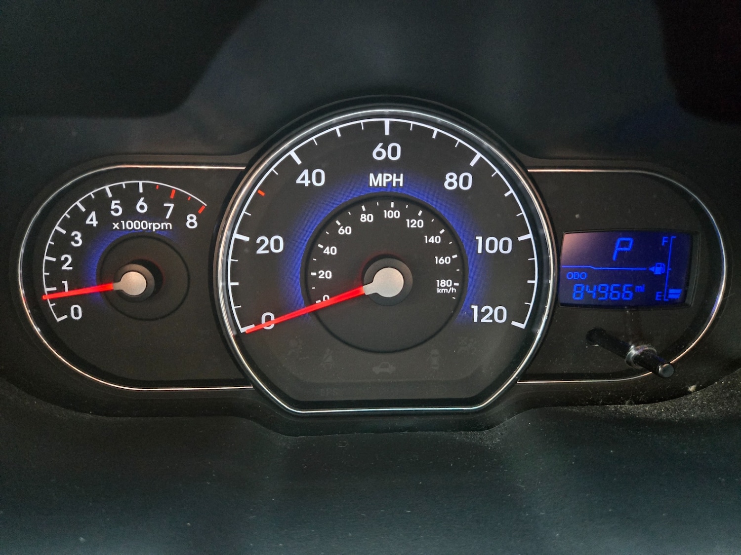 Used Hyundai i10 2011 for sale - 76366614: Photo 14