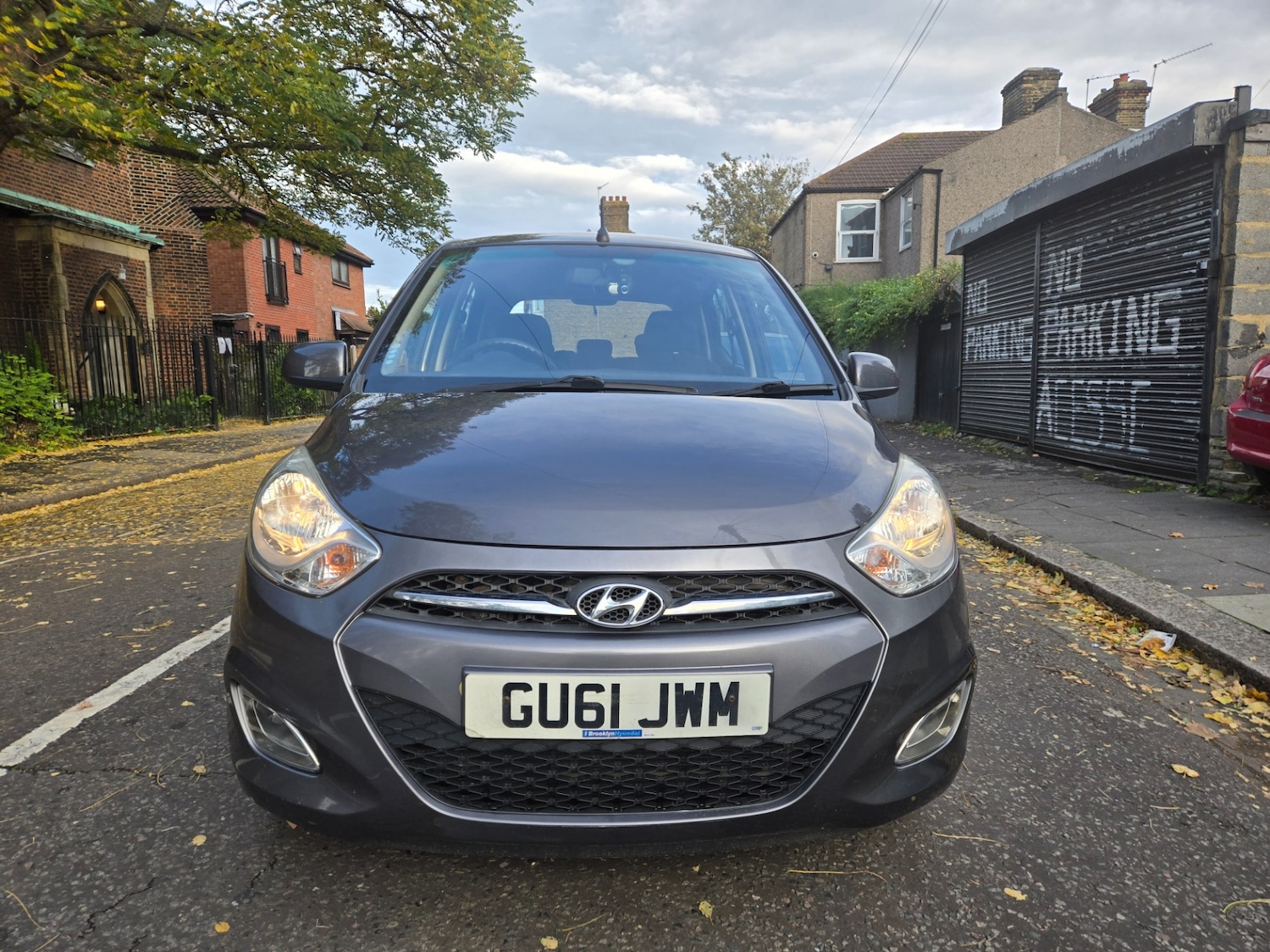 Used Hyundai i10 2011 for sale - 76366614: Photo 2