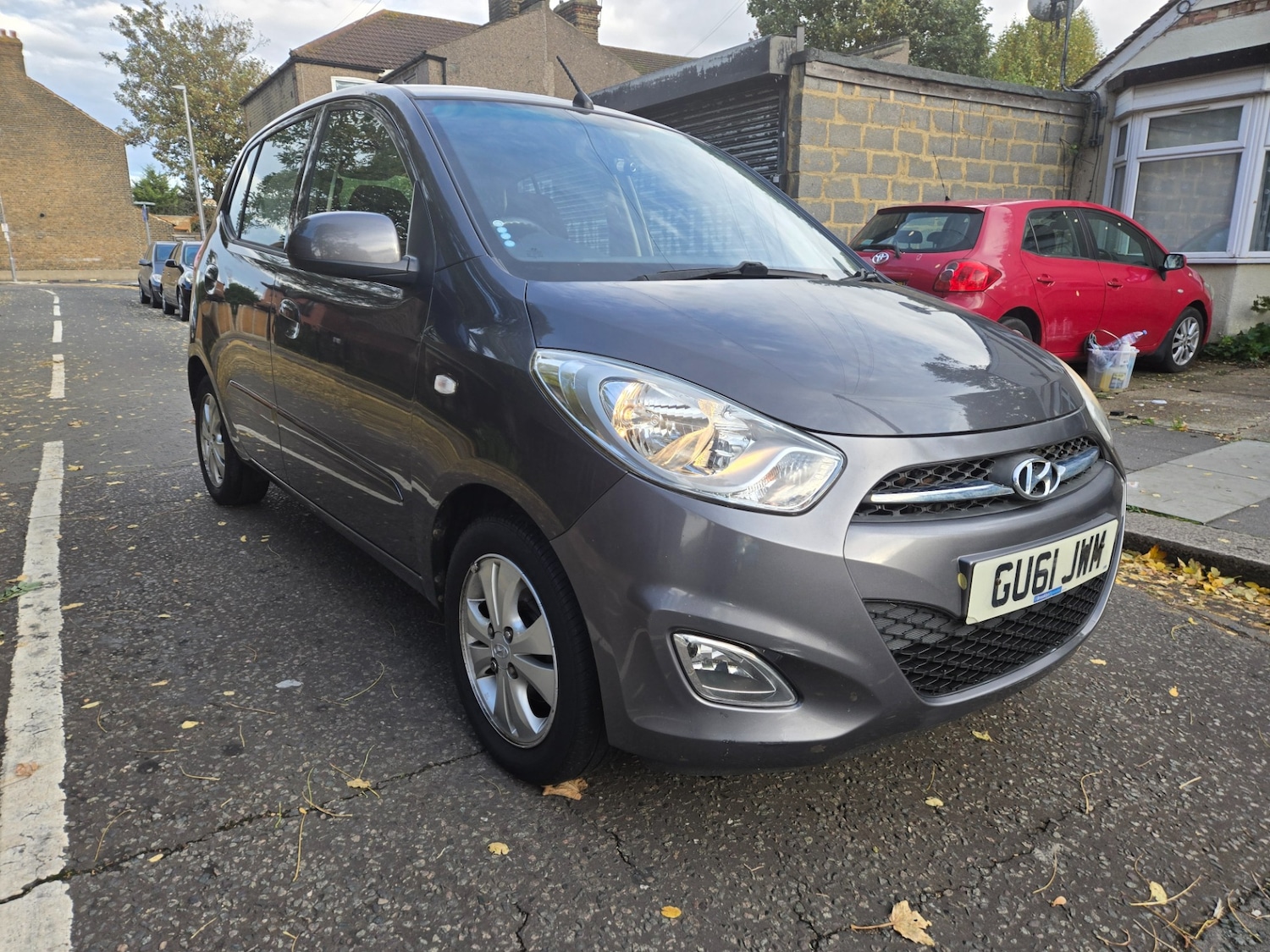Used Hyundai i10 2011 for sale - 76366614: Photo 3