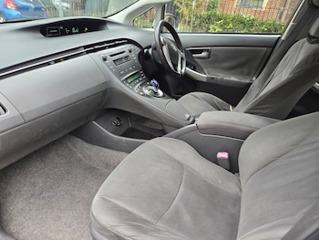 Used Toyota Prius 2010 for sale - 76289664: Photo