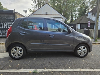 Used Hyundai i10 2011 for sale - 78236374: Photo