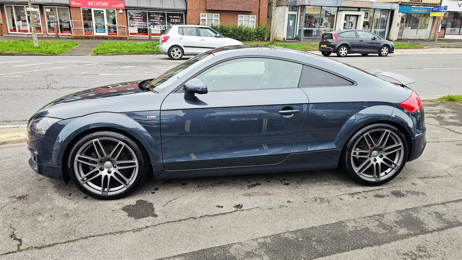 Used Audi TT 2010 for sale - 77822541: Photo 8
