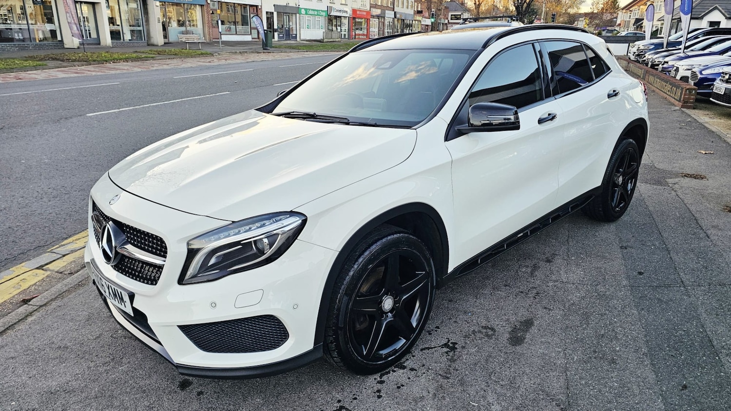 Used Mercedes-Benz GLA 2016 for sale - 76726054: Photo 2