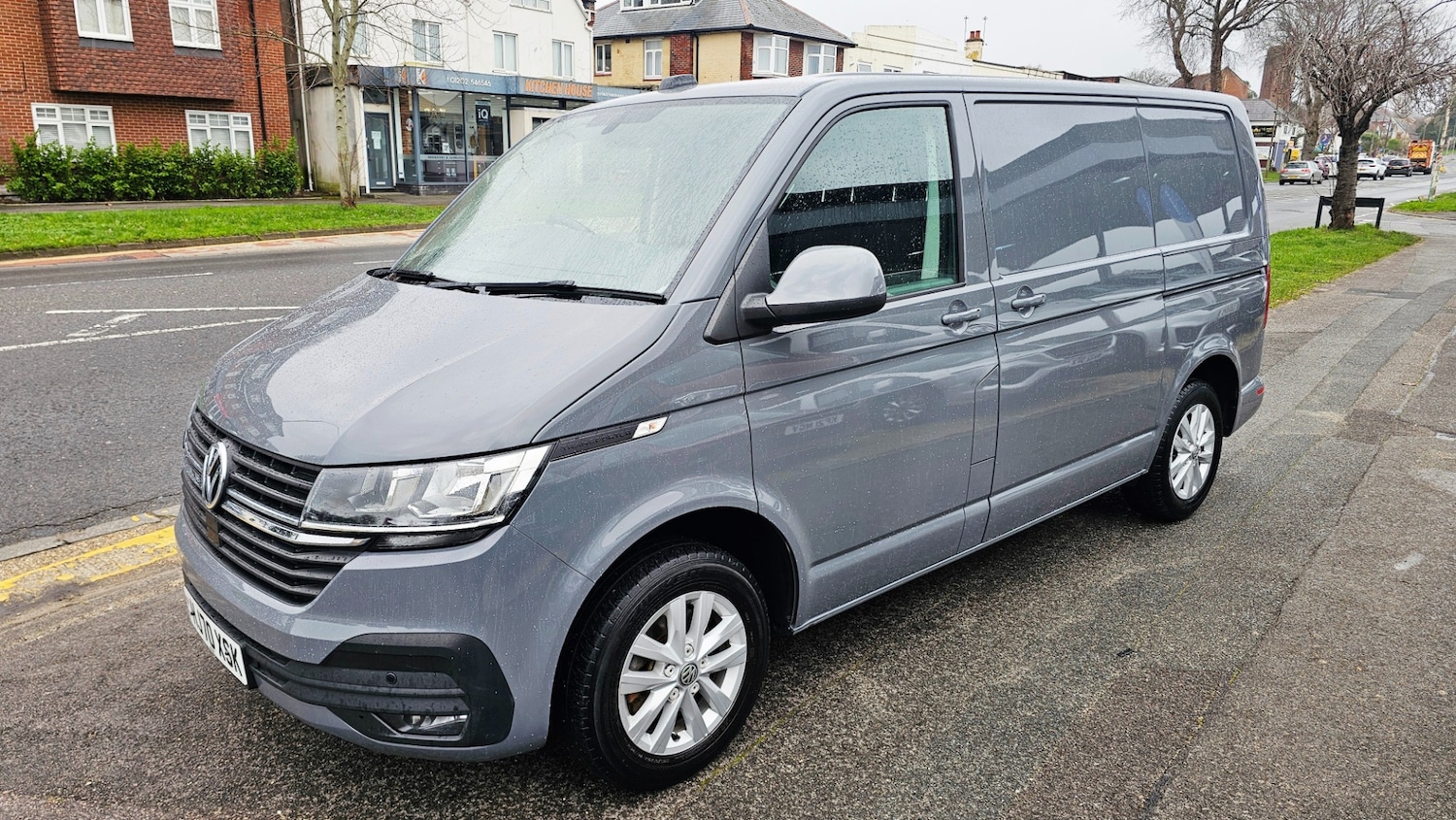 Used Volkswagen Transporter 2020 for sale - 77630030: Photo 2