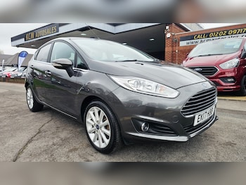 2017 (17) - 1.0 EcoBoost Titanium 5dr Powershift