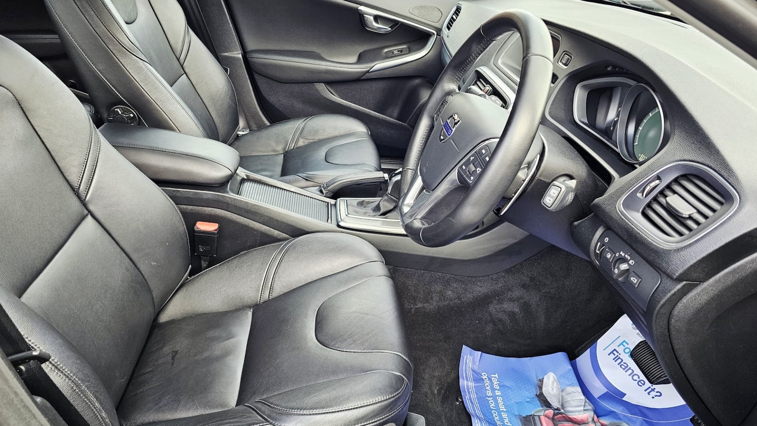 Used Volvo V40 2016 for sale - 77247805: Photo 15