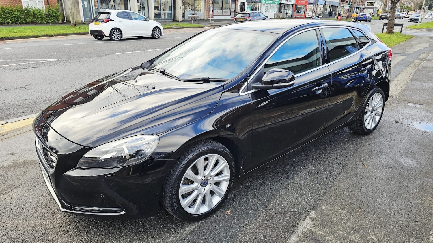 Used Volvo V40 2016 for sale - 77247805: Photo 3