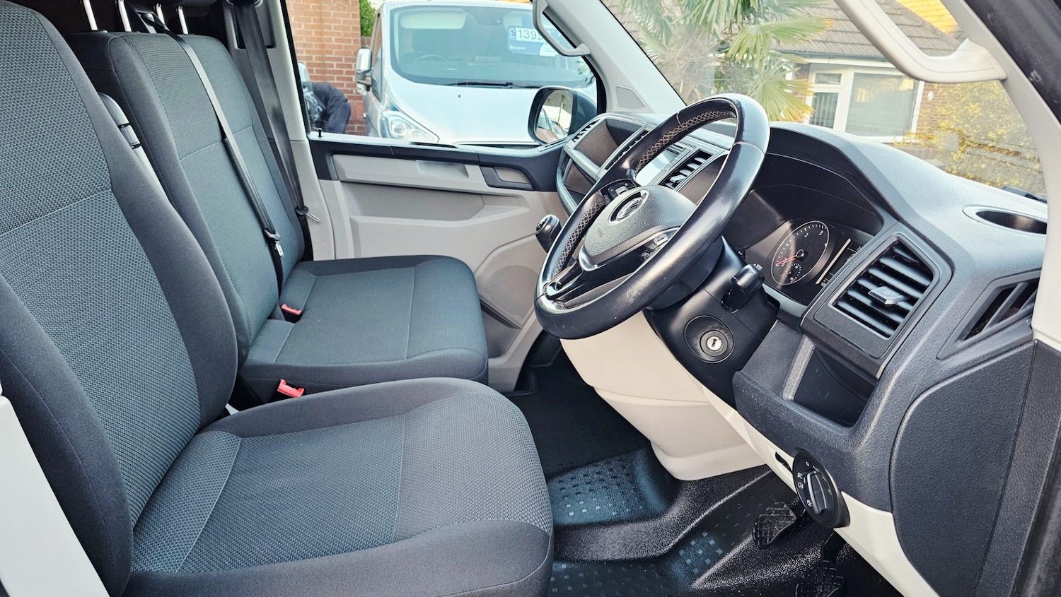 Used Volkswagen Transporter 2019 for sale - 77897951: Photo 15