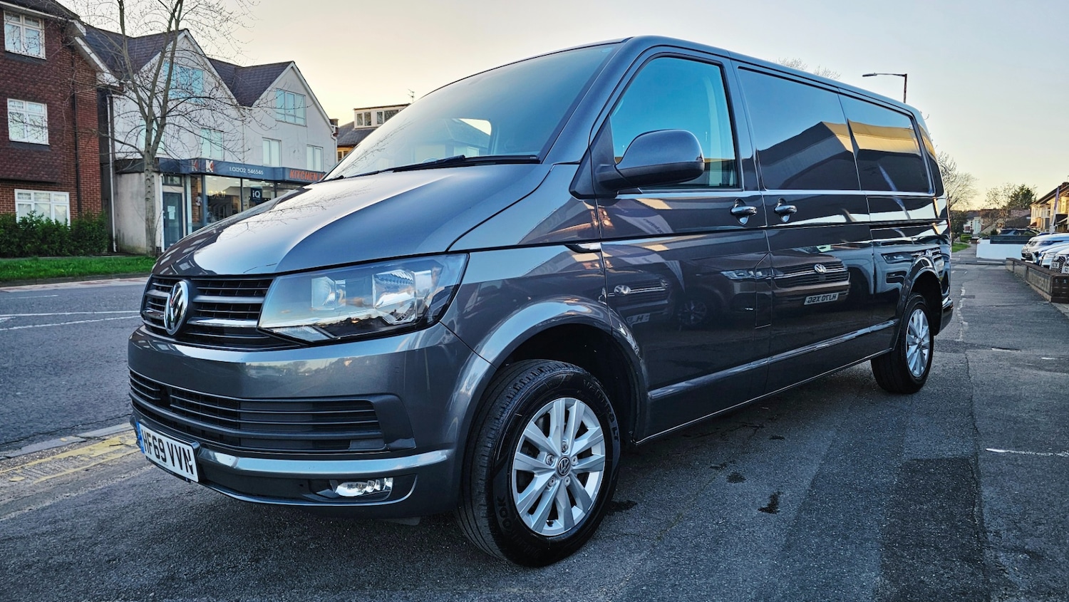 Used Volkswagen Transporter 2019 for sale - 77897951: Photo 2