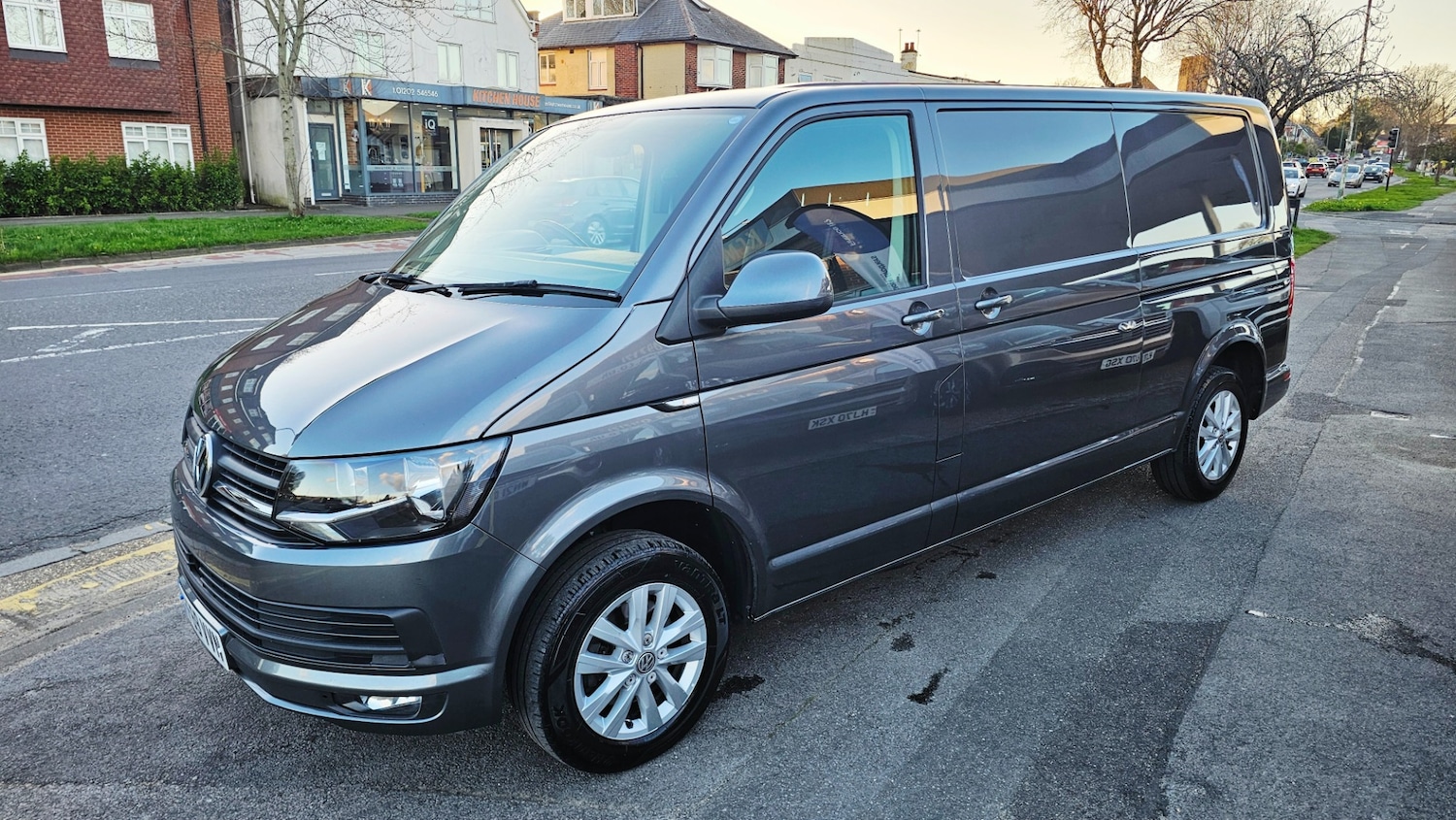 Used Volkswagen Transporter 2019 for sale - 77897951: Photo 4
