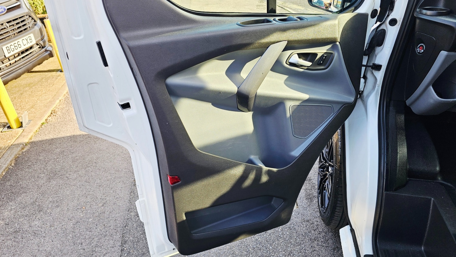 Used Ford Transit Custom 2017 for sale - 77701138: Photo 22