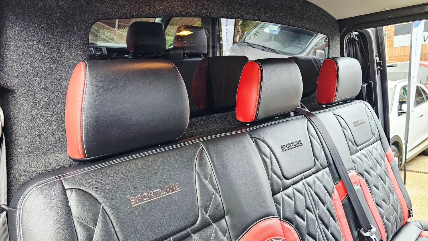 Used Volkswagen Transporter 2016 for sale - 77567651: Photo 24