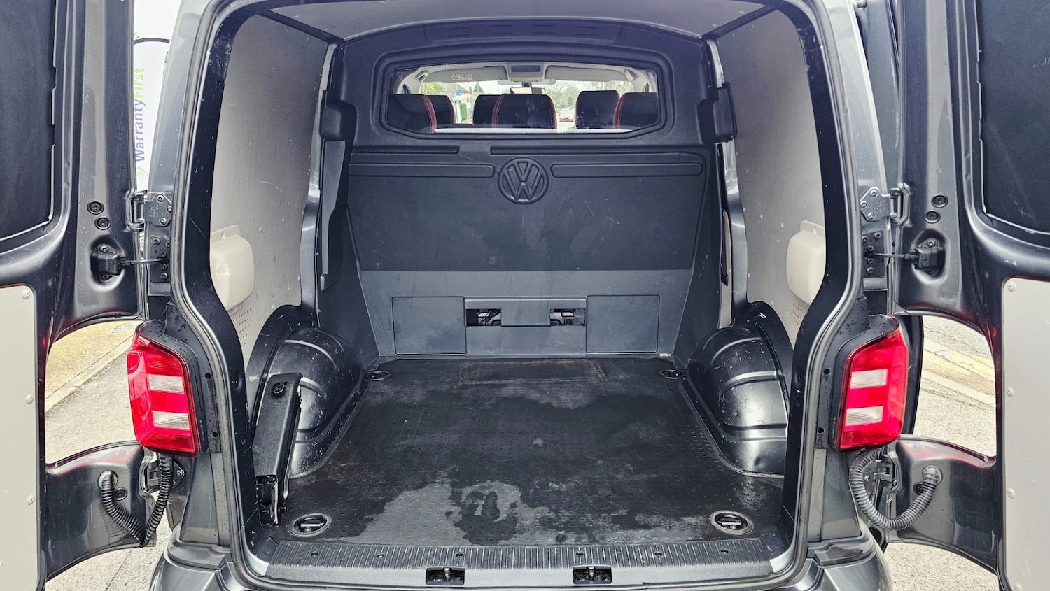 Used Volkswagen Transporter 2016 for sale - 77567651: Photo 25