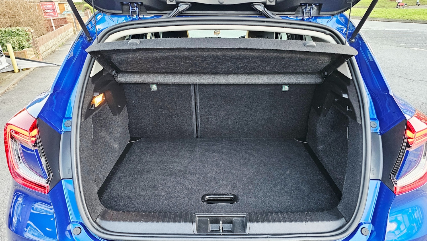 Used Renault Captur 2021 for sale - 77233822: Photo 28