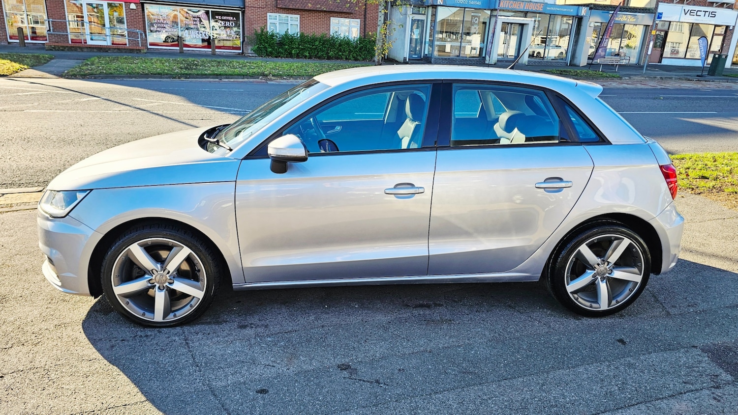 Used Audi A1 2015 for sale - 76726049: Photo 8