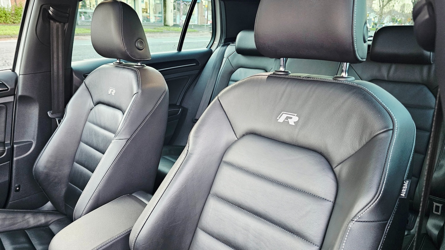 Used Volkswagen Golf 2016 for sale - 76908864: Photo 23