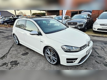 Used Volkswagen Golf 2016 for sale - 76908864: Photo
