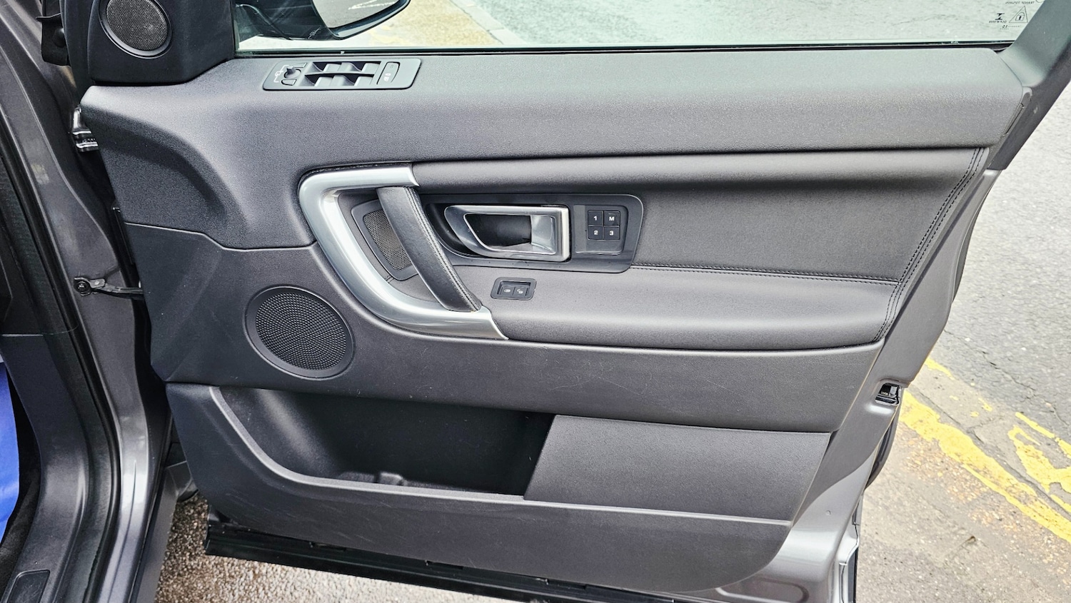 Used Land Rover Discovery Sport 2015 for sale - 77274003: Photo 26