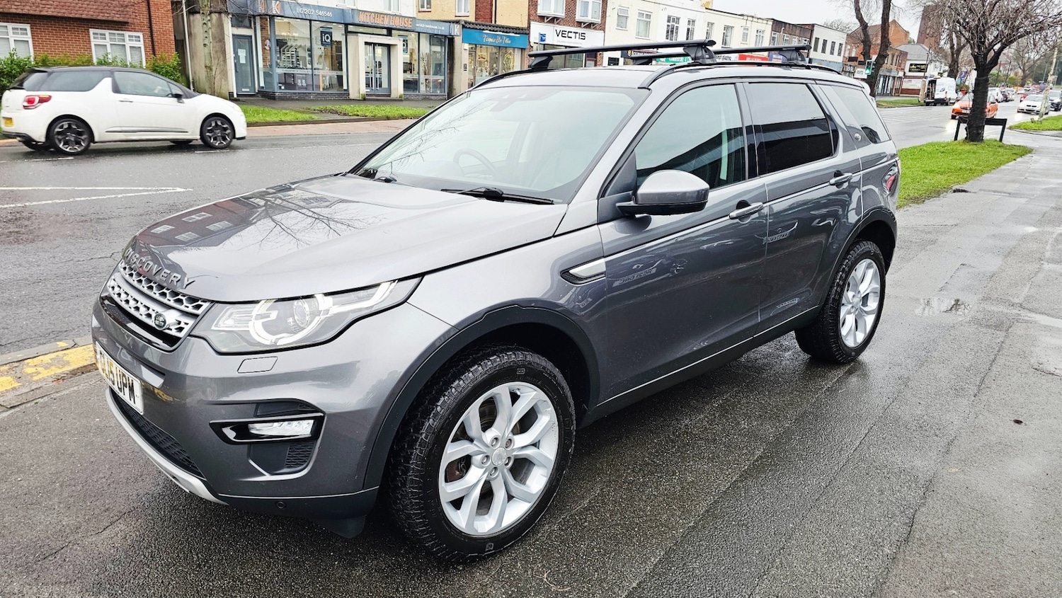 Used Land Rover Discovery Sport 2015 for sale - 77274003: Photo 4