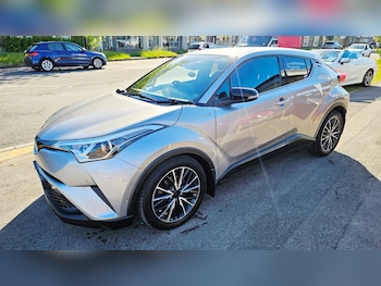 Used Toyota C-HR 2017 for sale - 78675236: Photo