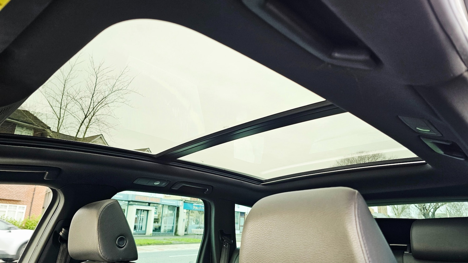 Used Volkswagen Touareg 2014 for sale - 77311472: Photo 24