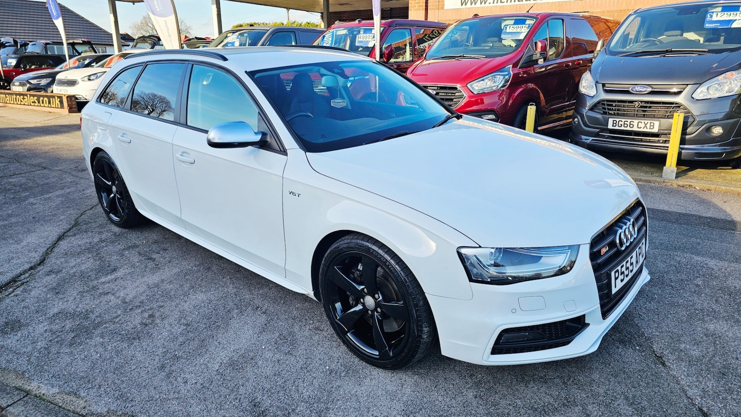 Used Audi A4 2013 for sale - 77700933: Photo 3