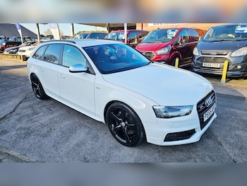 Used Audi A4 2013 for sale - 77700933: Photo