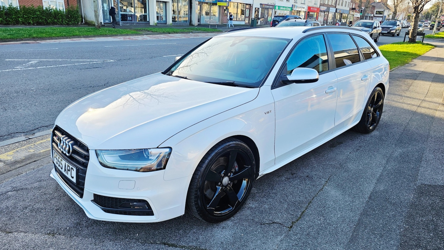 Used Audi A4 2013 for sale - 77700933: Photo 4