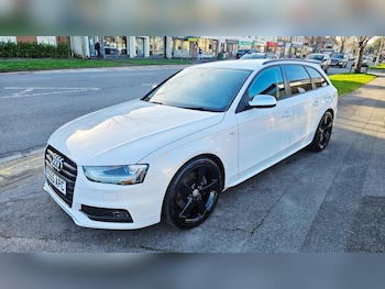 Used Audi A4 2013 for sale - 77700933: Photo
