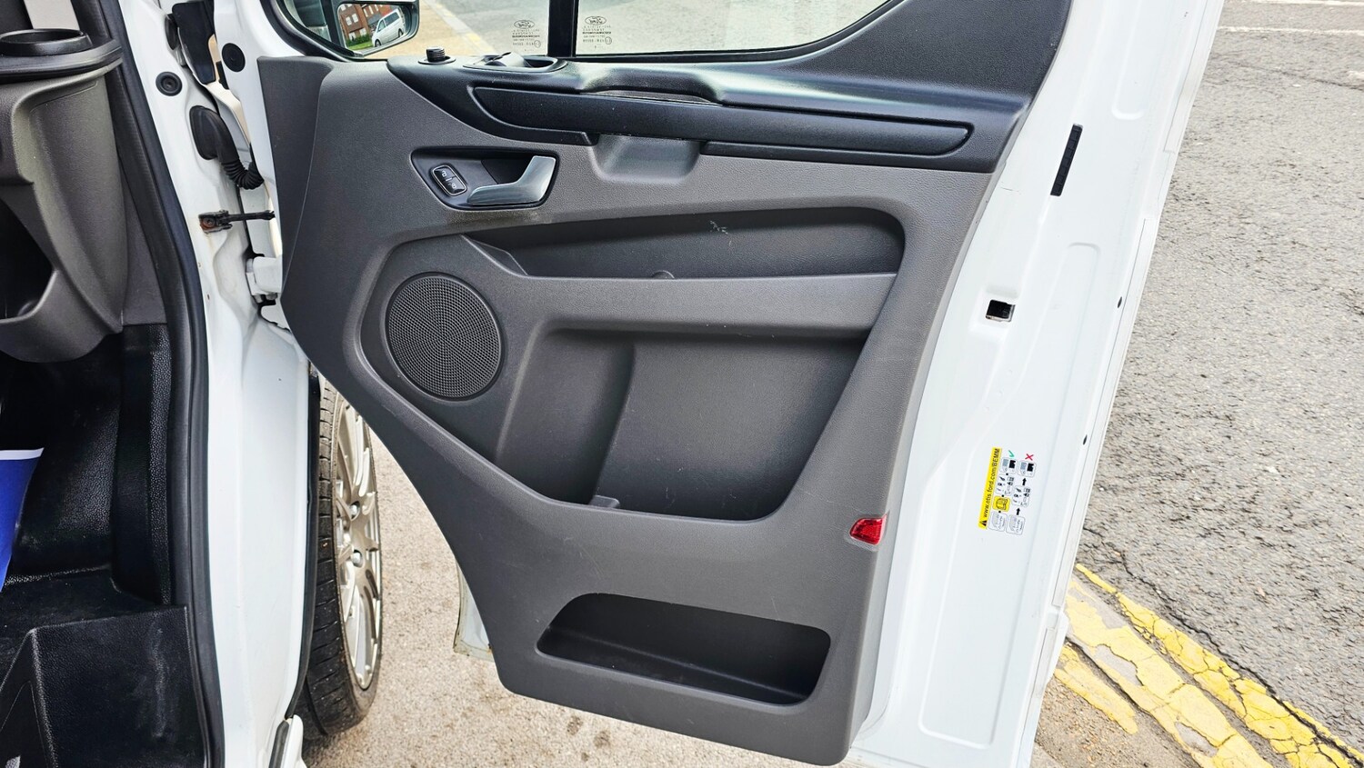 Used Ford Transit Custom 2018 for sale - 77151357: Photo 21