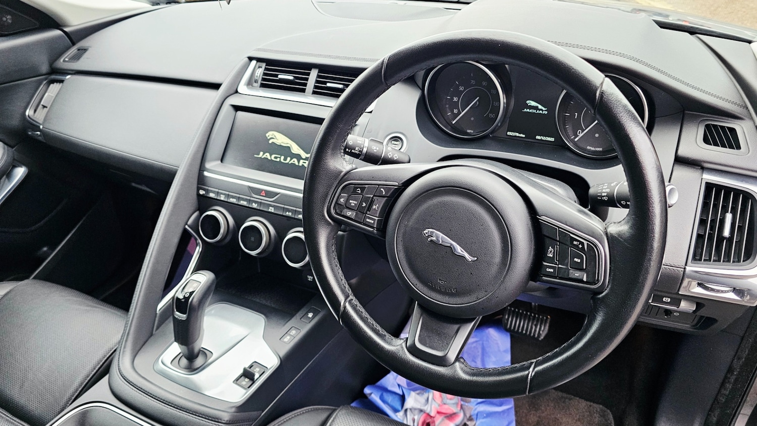 Used Jaguar E-Pace 2018 for sale - 76862833: Photo 15