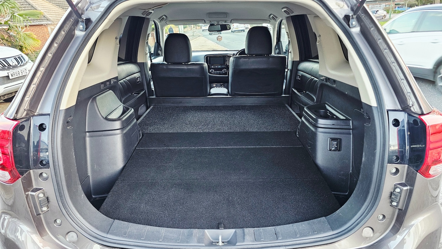 Used Mitsubishi Outlander 2018 for sale - 77011691: Photo 25