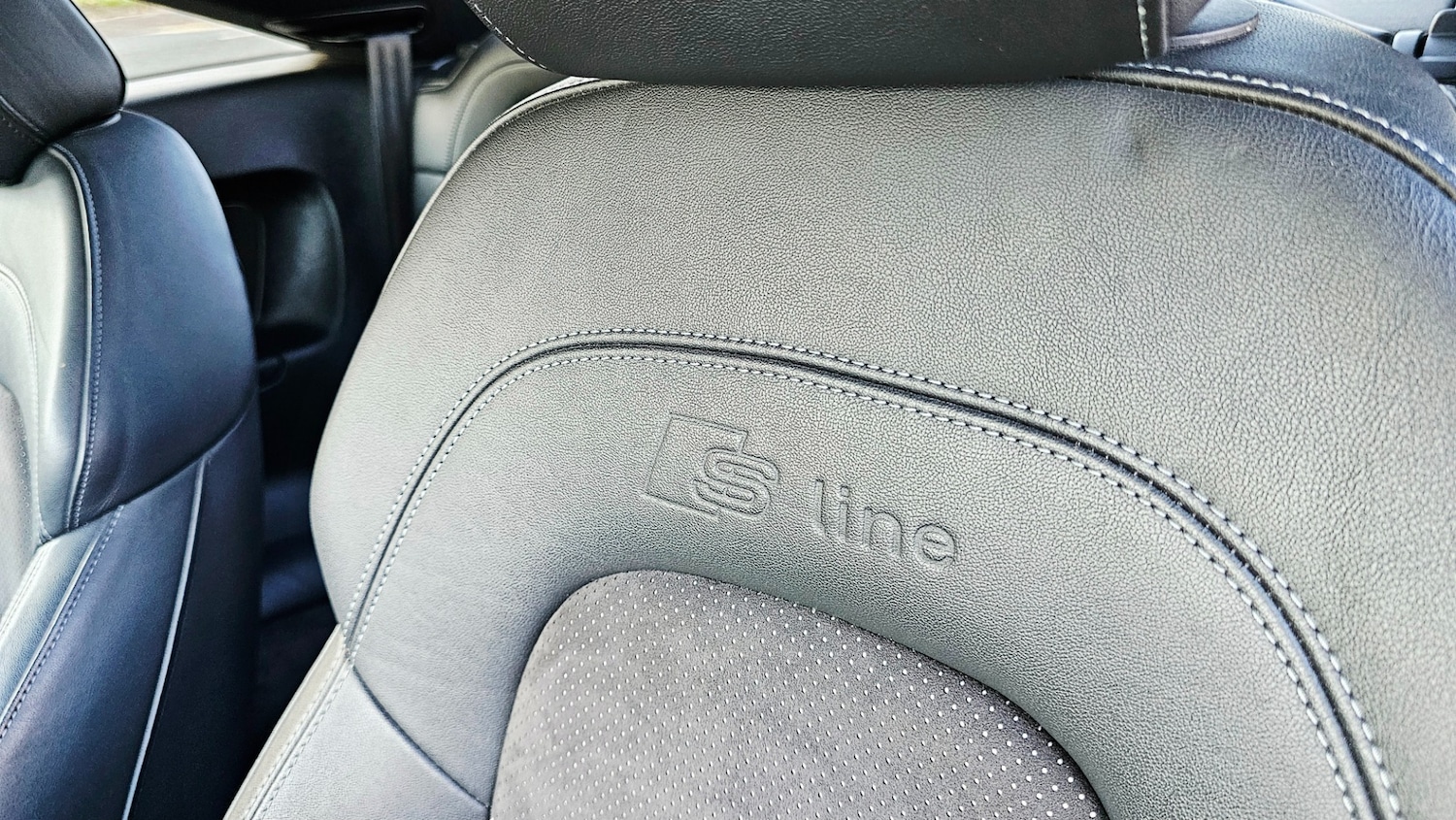 Used Audi TT 2011 for sale - 76834700: Photo 20