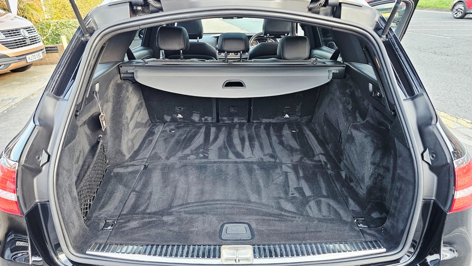 Used Mercedes-Benz E Class 2018 for sale - 78046638: Photo 26