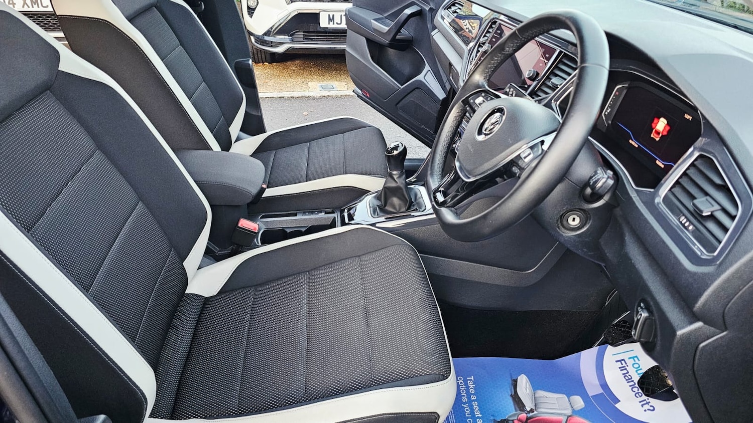 Used Volkswagen T-Roc 2018 for sale - 76791590: Photo 15