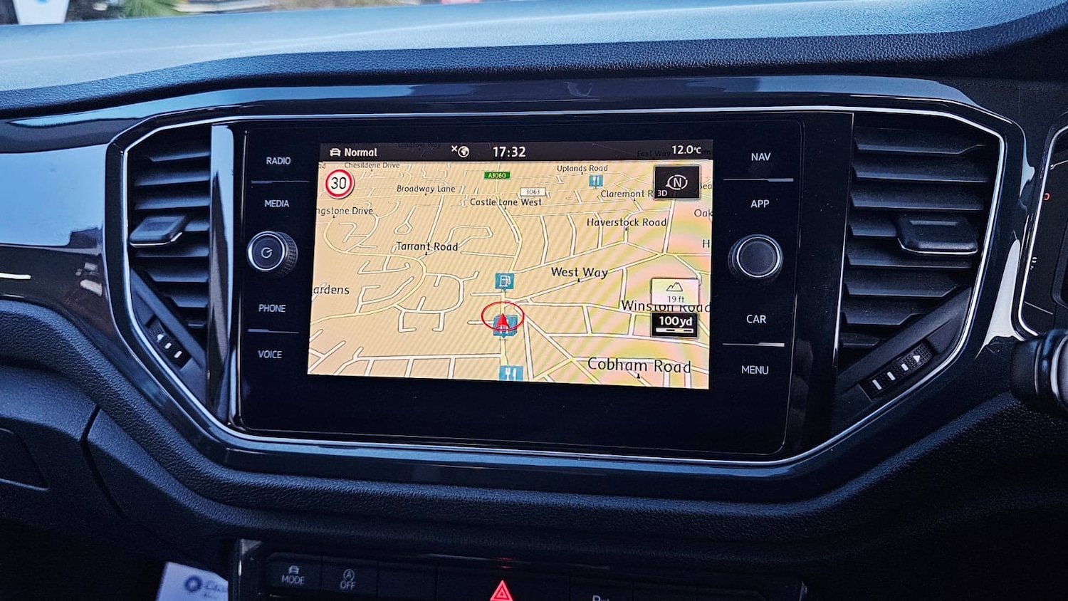 Used Volkswagen T-Roc 2018 for sale - 76791590: Photo 18