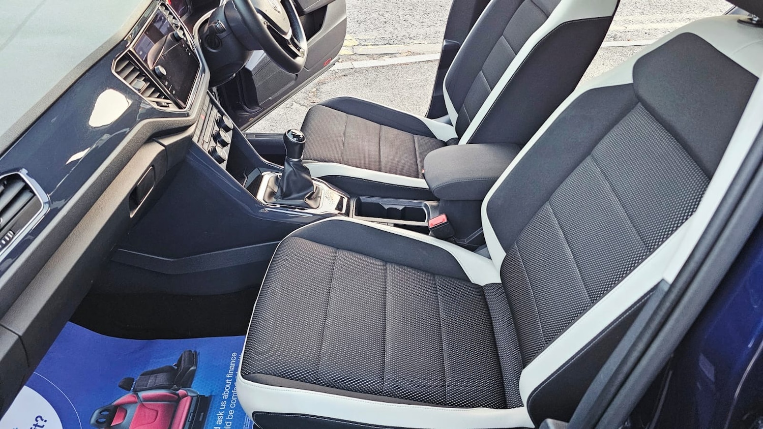 Used Volkswagen T-Roc 2018 for sale - 76791590: Photo 21