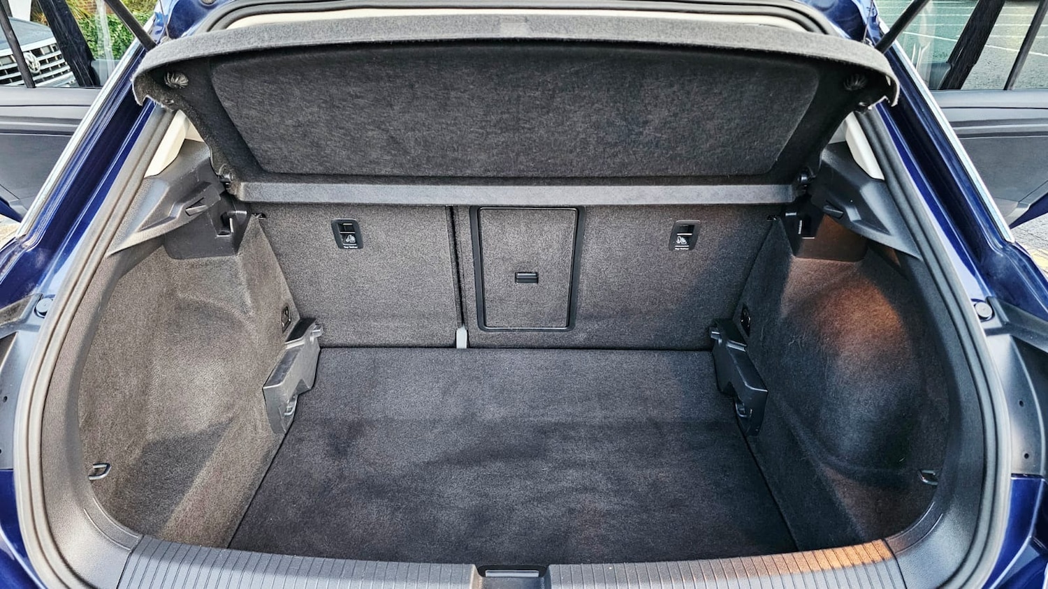 Used Volkswagen T-Roc 2018 for sale - 76791590: Photo 26