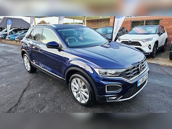 Used Volkswagen T-Roc 2018 for sale - 76791590: Photo