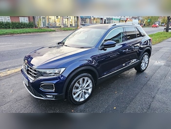 Used Volkswagen T-Roc 2018 for sale - 76791590: Photo