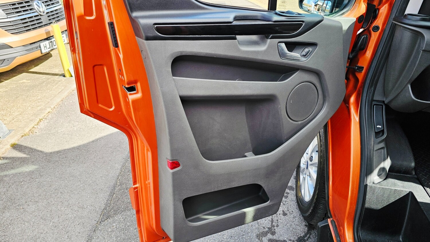 Used Ford Transit Custom 2018 for sale - 78099054: Photo 19