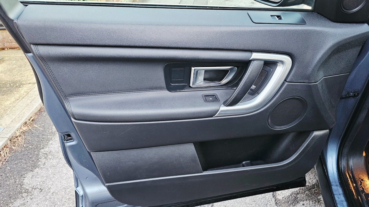 Used Land Rover Discovery Sport 2018 for sale - 76766510: Photo 28