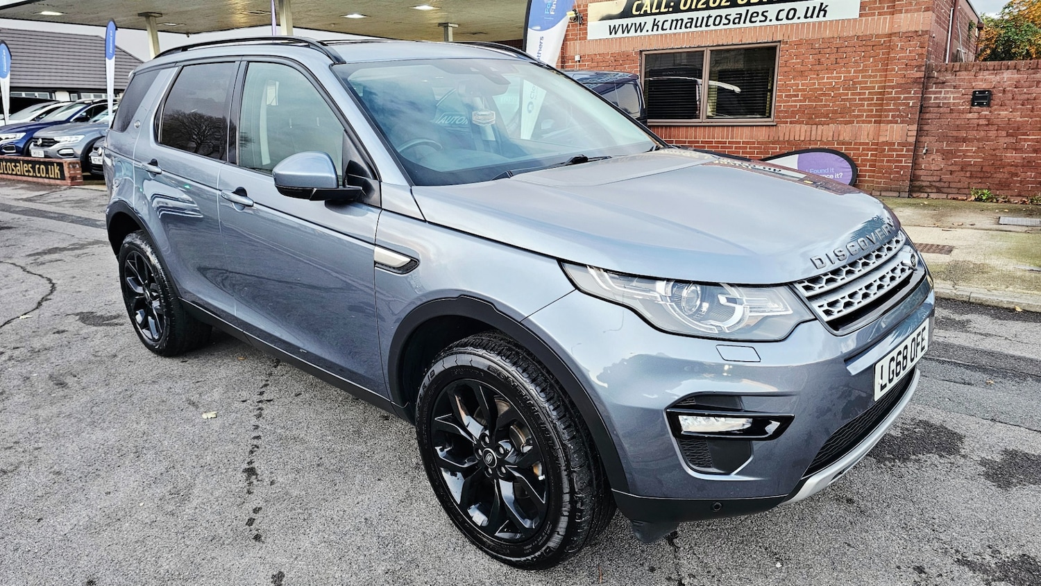 Used Land Rover Discovery Sport 2018 for sale - 76766510: Photo 3
