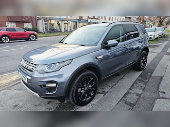 Used Land Rover Discovery Sport 2018 for sale - 76766510: Photo