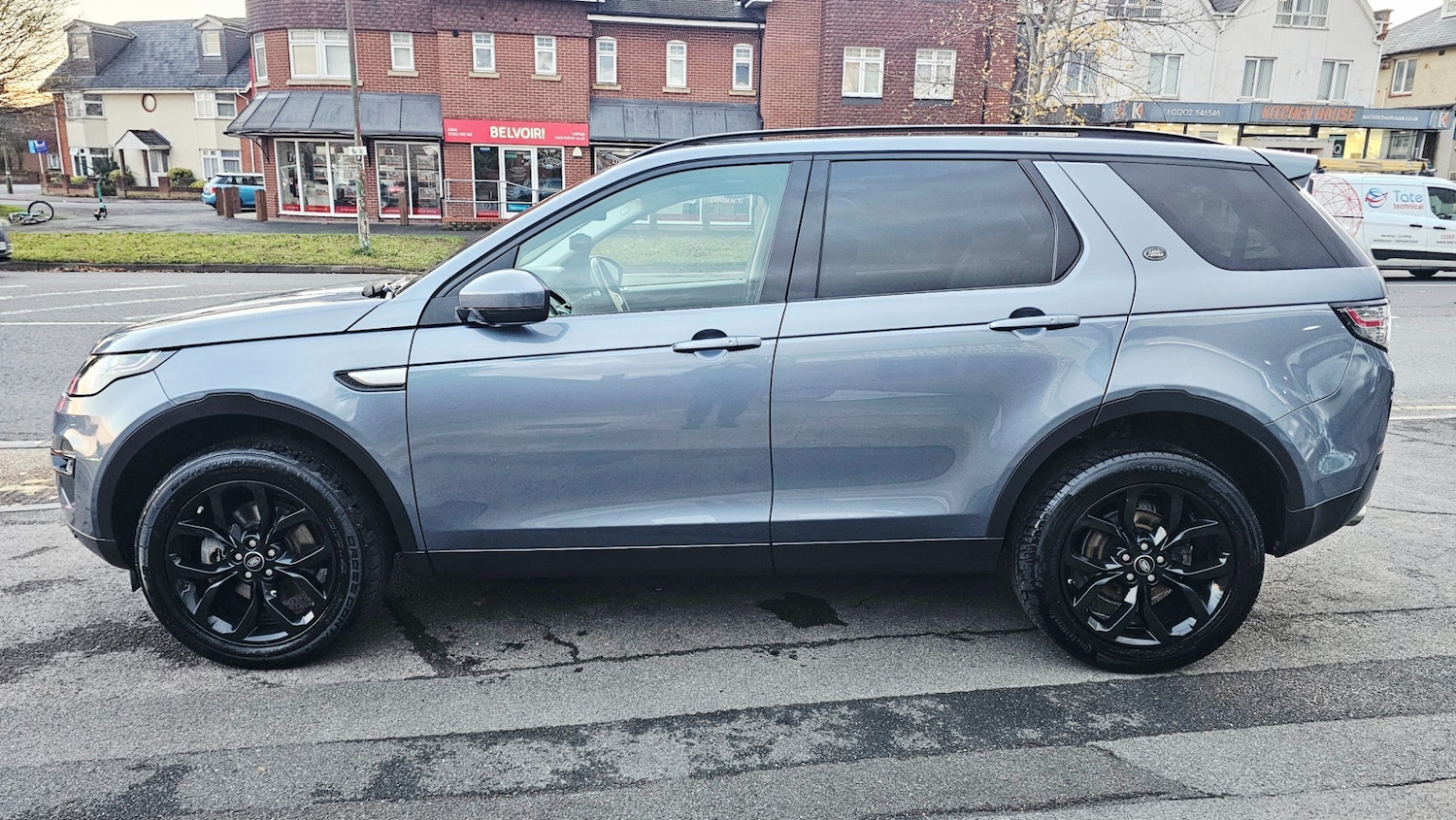 Used Land Rover Discovery Sport 2018 for sale - 76766510: Photo 8