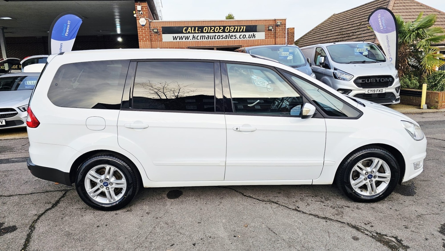 Used Ford Galaxy 2011 for sale - 76748944: Photo 8